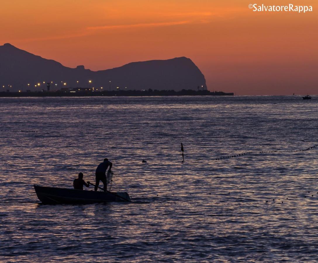 La Casetta sul Mare Isola delle Femmine Esterno foto